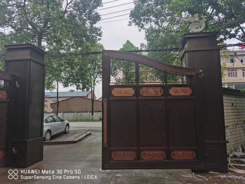 成都91视频污版网站工厂大门.jpg